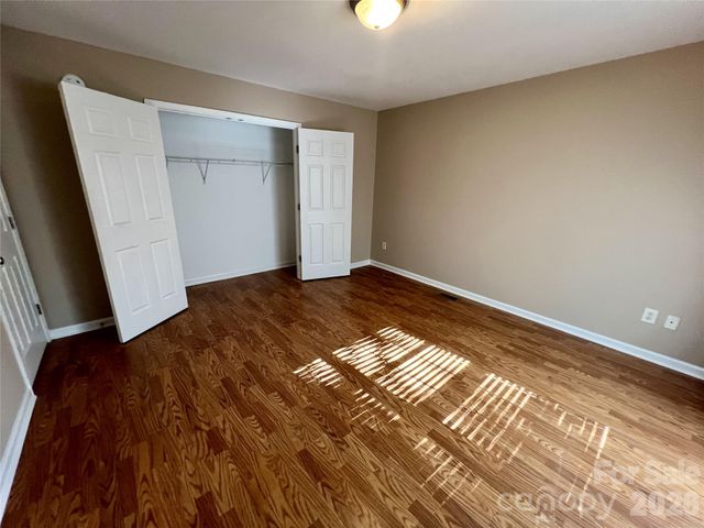 5111 Clearwater Road, Charlotte, NC 28217