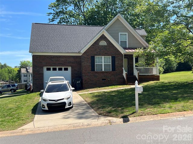 5111 Clearwater Road, Charlotte, NC 28217