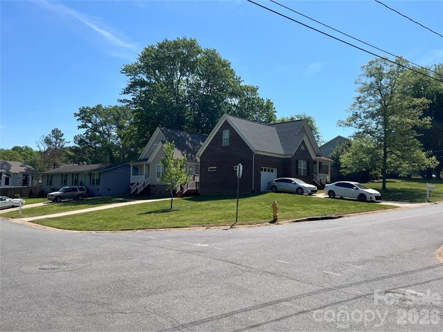 5111 Clearwater Road, Charlotte, NC 28217