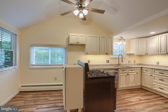 5652 UNION DEPOSIT RD, Harrisburg, PA 17111