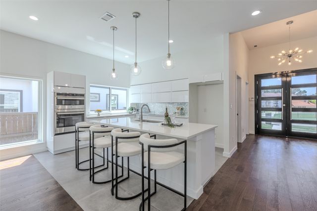 9742 Sunset Drive, Frisco, TX 75033