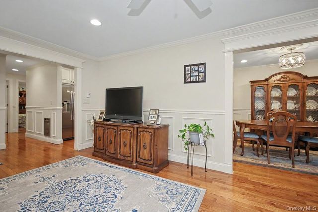 636 Sierra Vista Lane, Valley Cottage, NY 10989