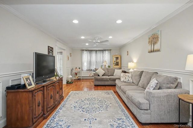 636 Sierra Vista Lane, Valley Cottage, NY 10989
