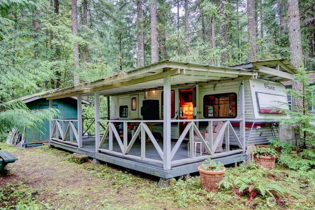 123 1 Jasper Trail, Deming, WA 98244
