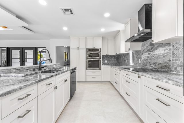 501 NW High St Street, Boca Raton, FL 33432