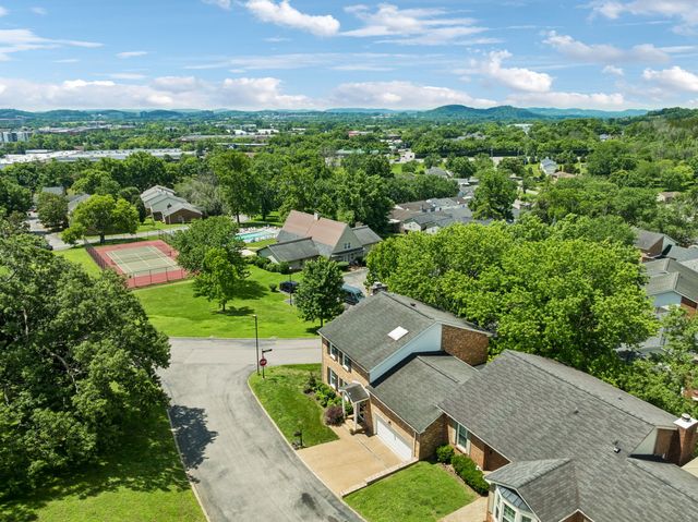 1621 Old Fowlkes Dr, Brentwood, TN 37027