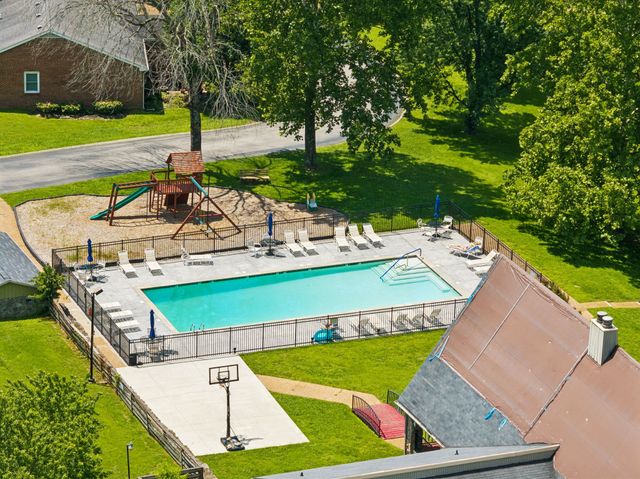 1621 Old Fowlkes Dr, Brentwood, TN 37027