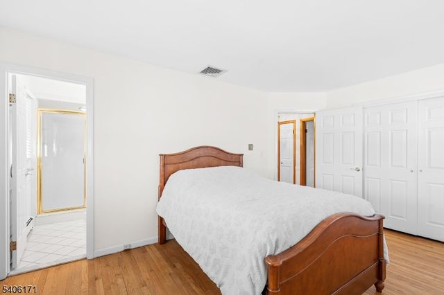 347 High Crest Dr, West Milford Twp., NJ 07480