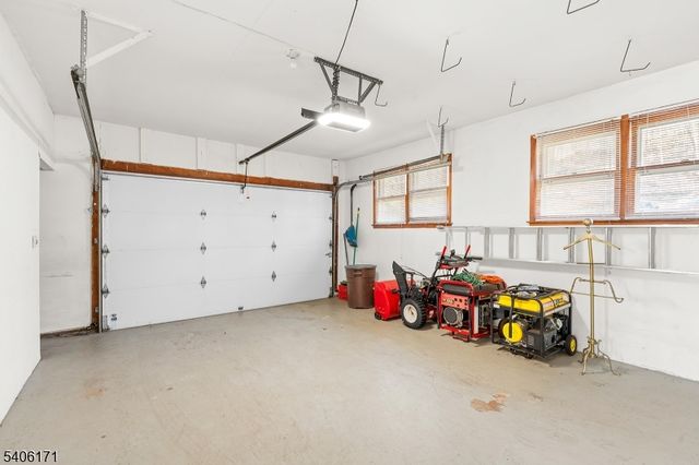 347 High Crest Dr, West Milford Twp., NJ 07480