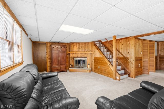 347 High Crest Dr, West Milford Twp., NJ 07480