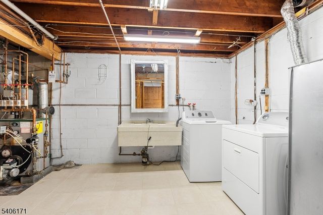 347 High Crest Dr, West Milford Twp., NJ 07480