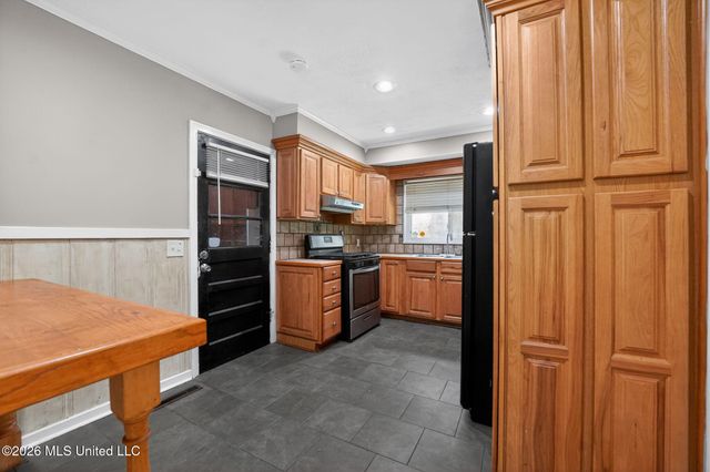 1639 Lockwood Avenue, Jackson, MS 39211