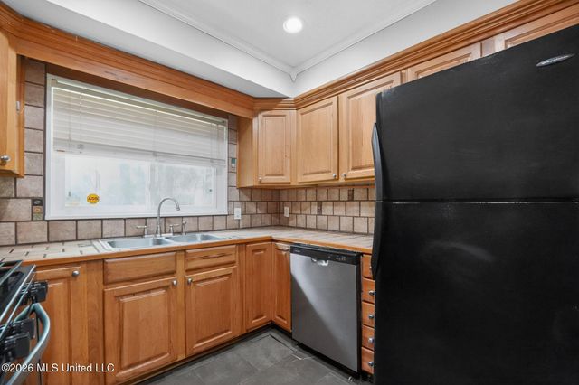 1639 Lockwood Avenue, Jackson, MS 39211