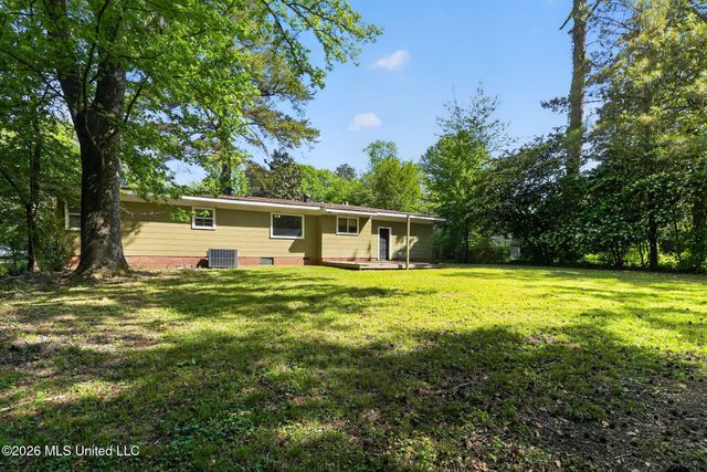 1639 Lockwood Avenue, Jackson, MS 39211