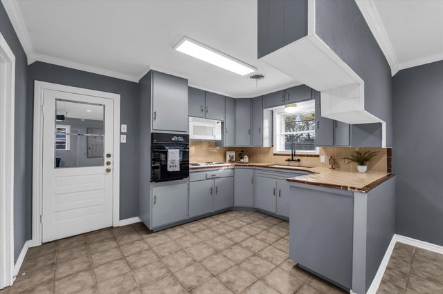 605 Catalina Drive, Waco, TX 76712