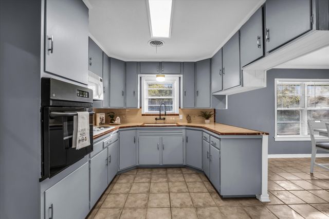 605 Catalina Drive, Waco, TX 76712