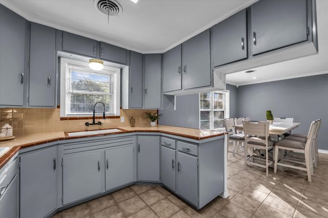 605 Catalina Drive, Waco, TX 76712