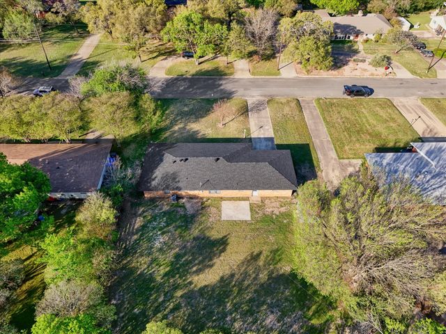 605 Catalina Drive, Waco, TX 76712