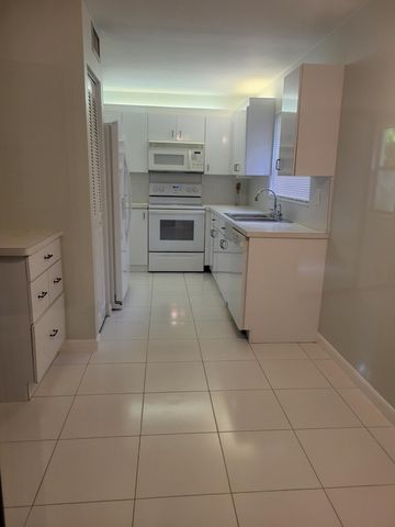 3345 Perimeter Drive 1311, Greenacres, FL 33467