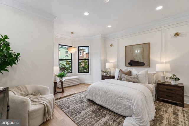 1706 CHRISTIAN, Philadelphia, PA 19146