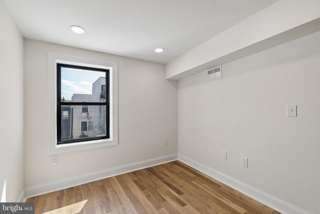 1706 CHRISTIAN, Philadelphia, PA 19146