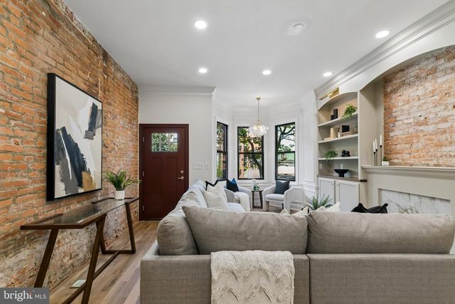 1706 CHRISTIAN, Philadelphia, PA 19146