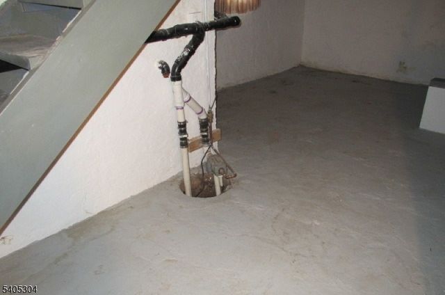 28 Howard St, North Plainfield Boro, NJ 07060