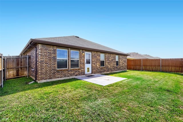 3327 Hawkins Drive, Fate, TX 75189