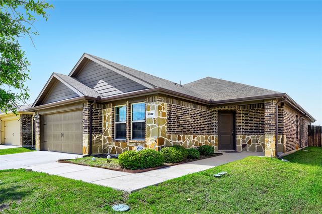 3327 Hawkins Drive, Fate, TX 75189
