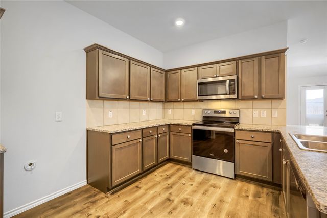 3327 Hawkins Drive, Fate, TX 75189