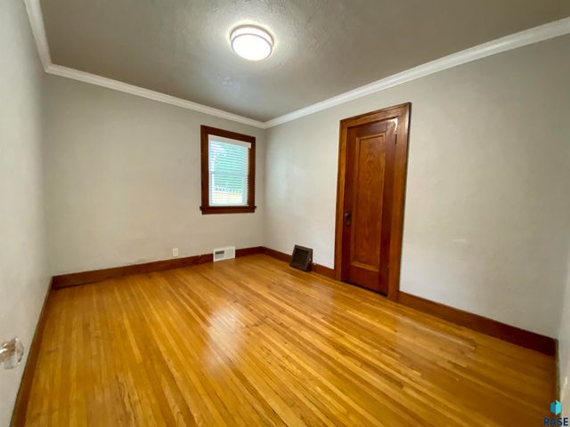 501 S Euclid Ave Avenue, Sioux Falls, SD 57104