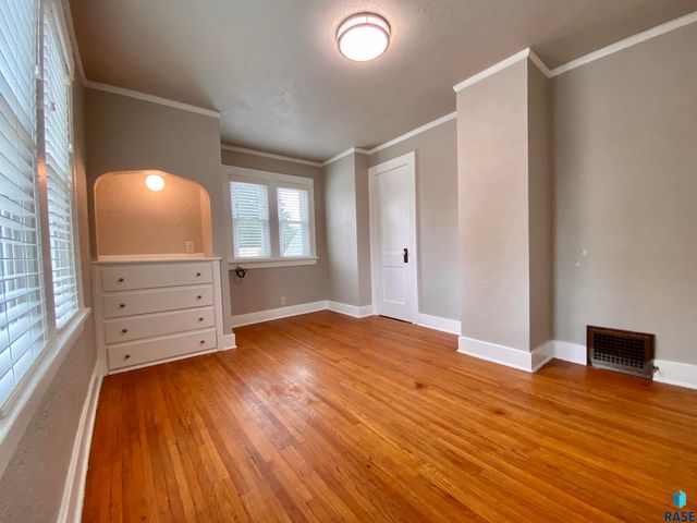 501 S Euclid Ave Avenue, Sioux Falls, SD 57104