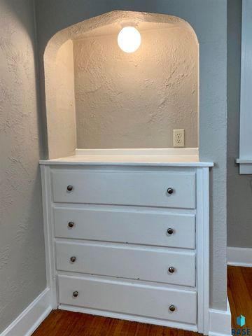 501 S Euclid Ave Avenue, Sioux Falls, SD 57104