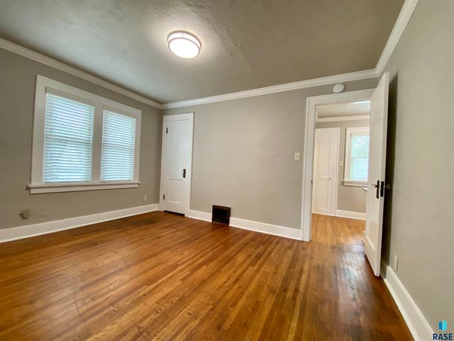 501 S Euclid Ave Avenue, Sioux Falls, SD 57104