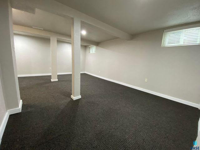 501 S Euclid Ave Avenue, Sioux Falls, SD 57104