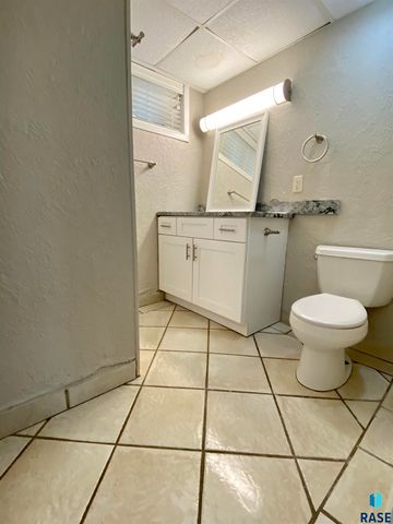 501 S Euclid Ave Avenue, Sioux Falls, SD 57104