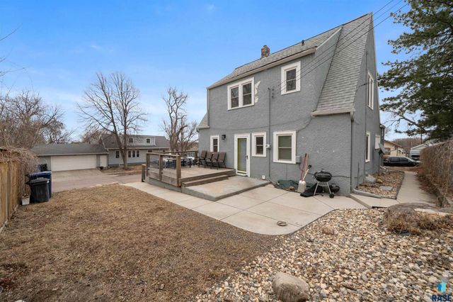 501 S Euclid Ave Avenue, Sioux Falls, SD 57104