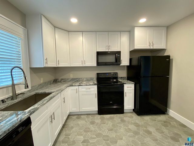 501 S Euclid Ave Avenue, Sioux Falls, SD 57104