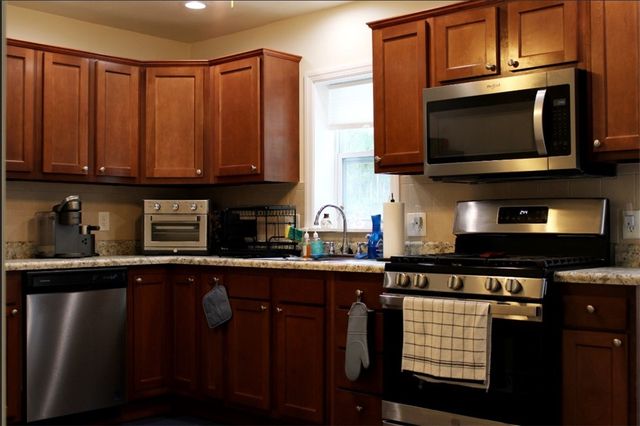 157 East College St., Canonsburg, PA 15317