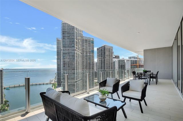 300 Biscayne Boulevard Way 2902E, Miami, FL 33131