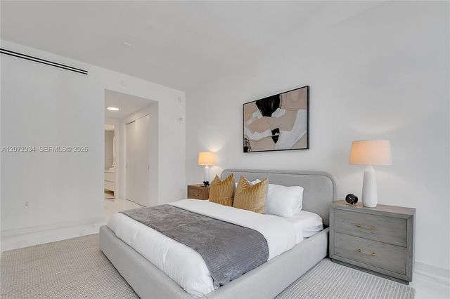 300 Biscayne Boulevard Way 2902E, Miami, FL 33131