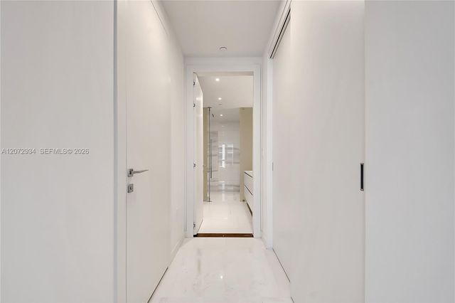 300 Biscayne Boulevard Way 2902E, Miami, FL 33131