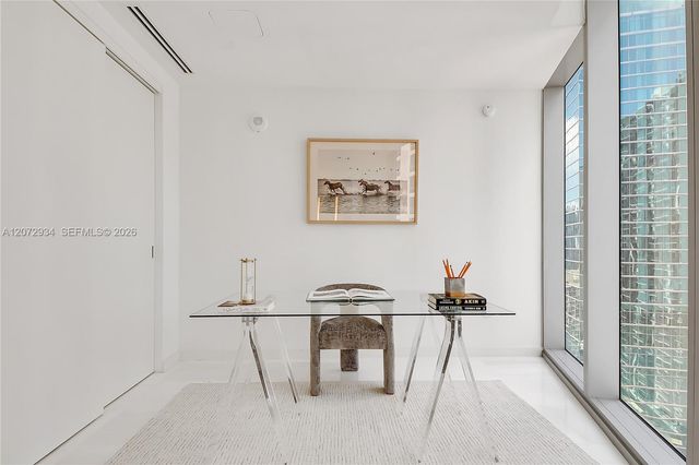 300 Biscayne Boulevard Way 2902E, Miami, FL 33131