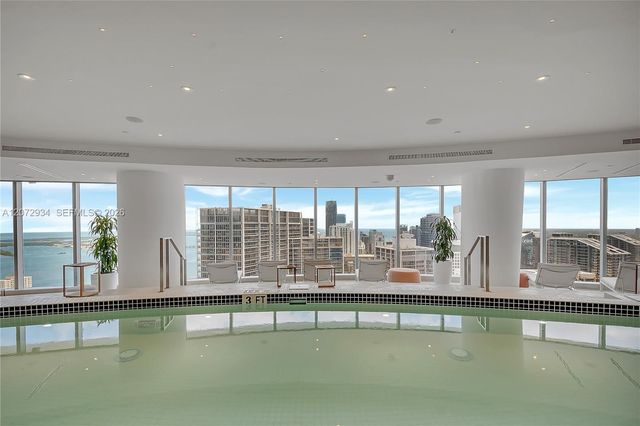 300 Biscayne Boulevard Way 2902E, Miami, FL 33131