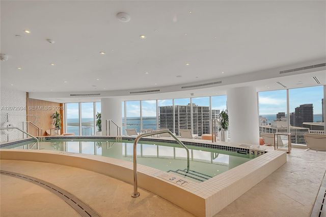 300 Biscayne Boulevard Way 2902E, Miami, FL 33131