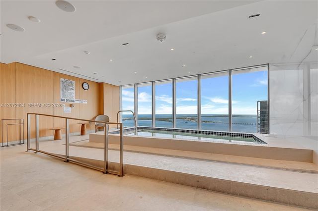 300 Biscayne Boulevard Way 2902E, Miami, FL 33131