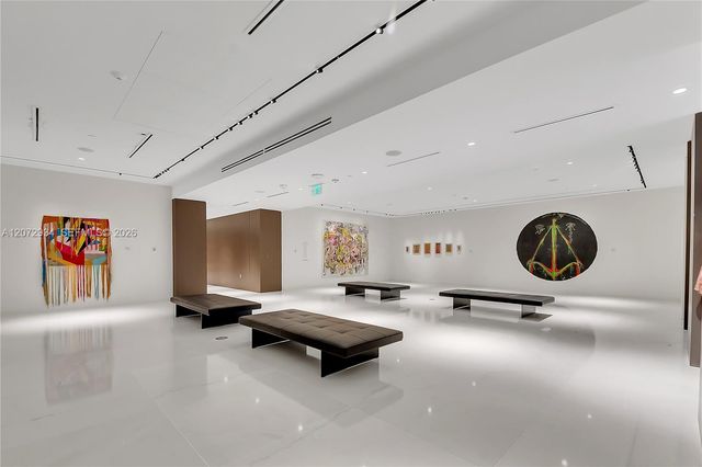300 Biscayne Boulevard Way 2902E, Miami, FL 33131