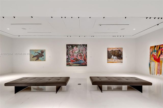 300 Biscayne Boulevard Way 2902E, Miami, FL 33131