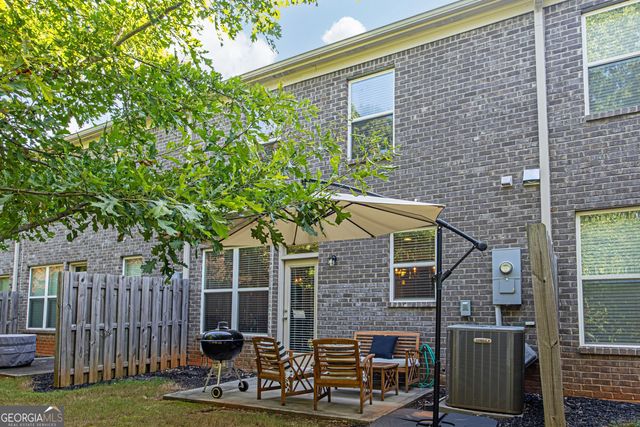 3927 Fireoak Drive, Decatur, GA 30032
