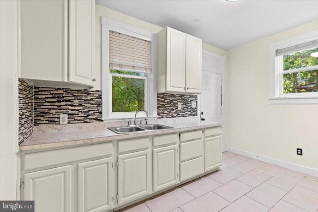 2446 REEL ST, Harrisburg, PA 17110